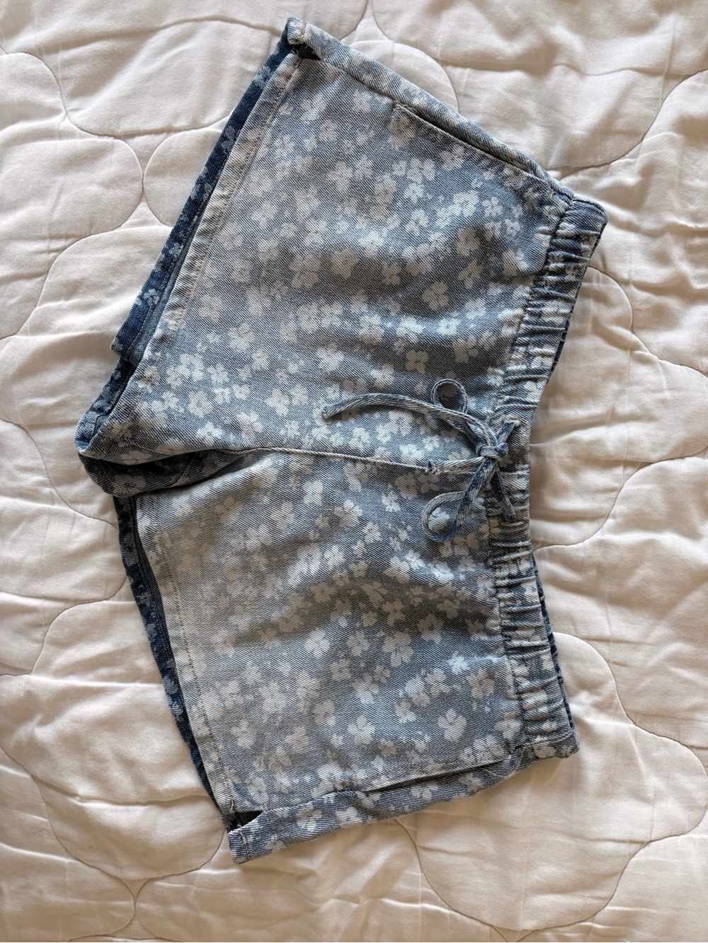 Vanilla Star Light Blue Floral Stretch Denim Shorts